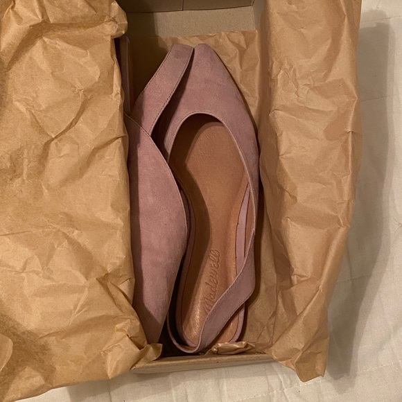 MADEWELL FLATS - Picture 2 of 6